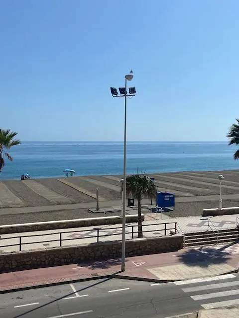 Apartamento Ático 1ª linea de playa Torre Del Mar