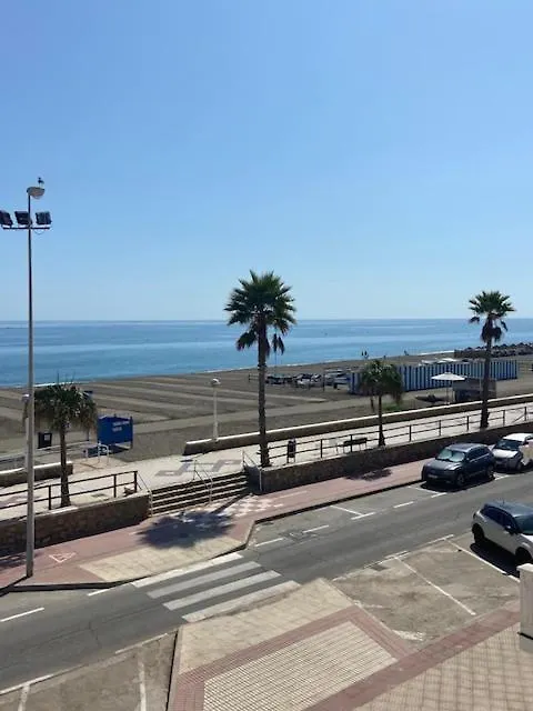 Apartamento Ático 1ª linea de playa Torre Del Mar